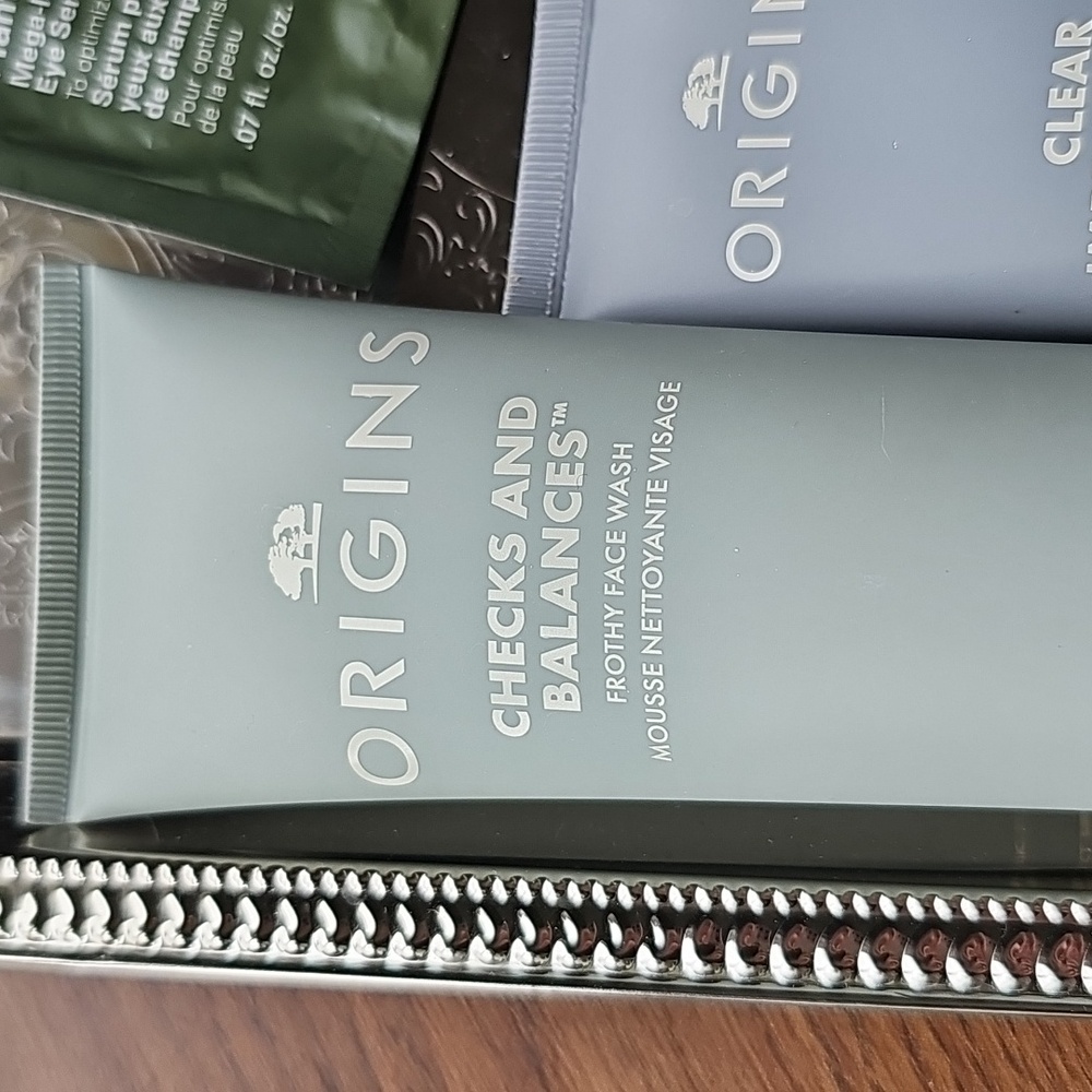 New Origins Checks And Balances Clear Improvements Mask Charcoal Mushroom Sample - Picture 2 of 7